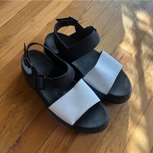 Doc martens black and white voss sandals